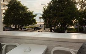 Aglon Twin'S Hotel